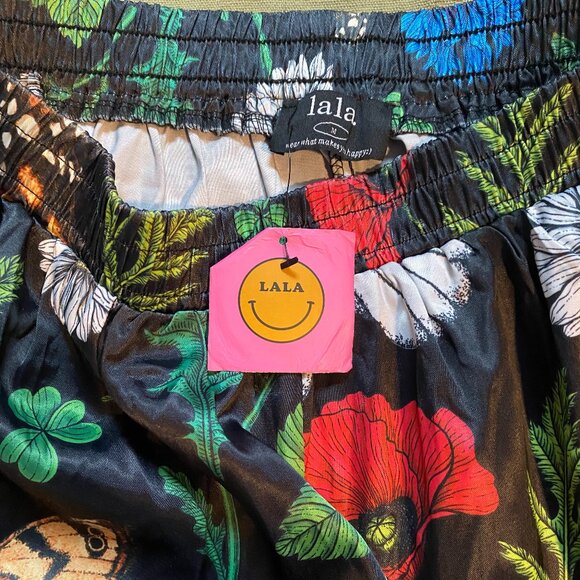 Posh Satin Playsuit in Folklore Florals S/M - Picture 8 of 10